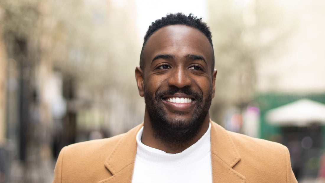 Prévenir et traiter les poils incarnés chez les hommes à la peau noire - Ethnilink