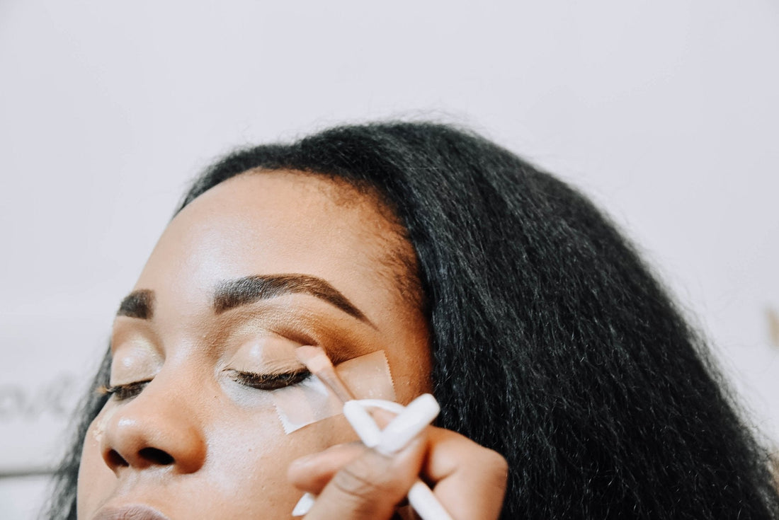 Comment bien maquiller ses yeux pour une peau noire ?