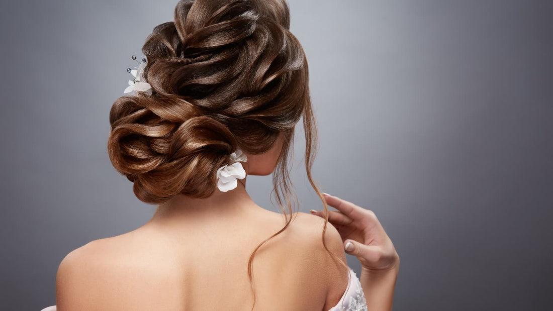 Les plus belles idées de coiffure de mariage pour cheveux bouclés - Ethnilink