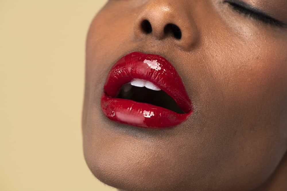lip liner
